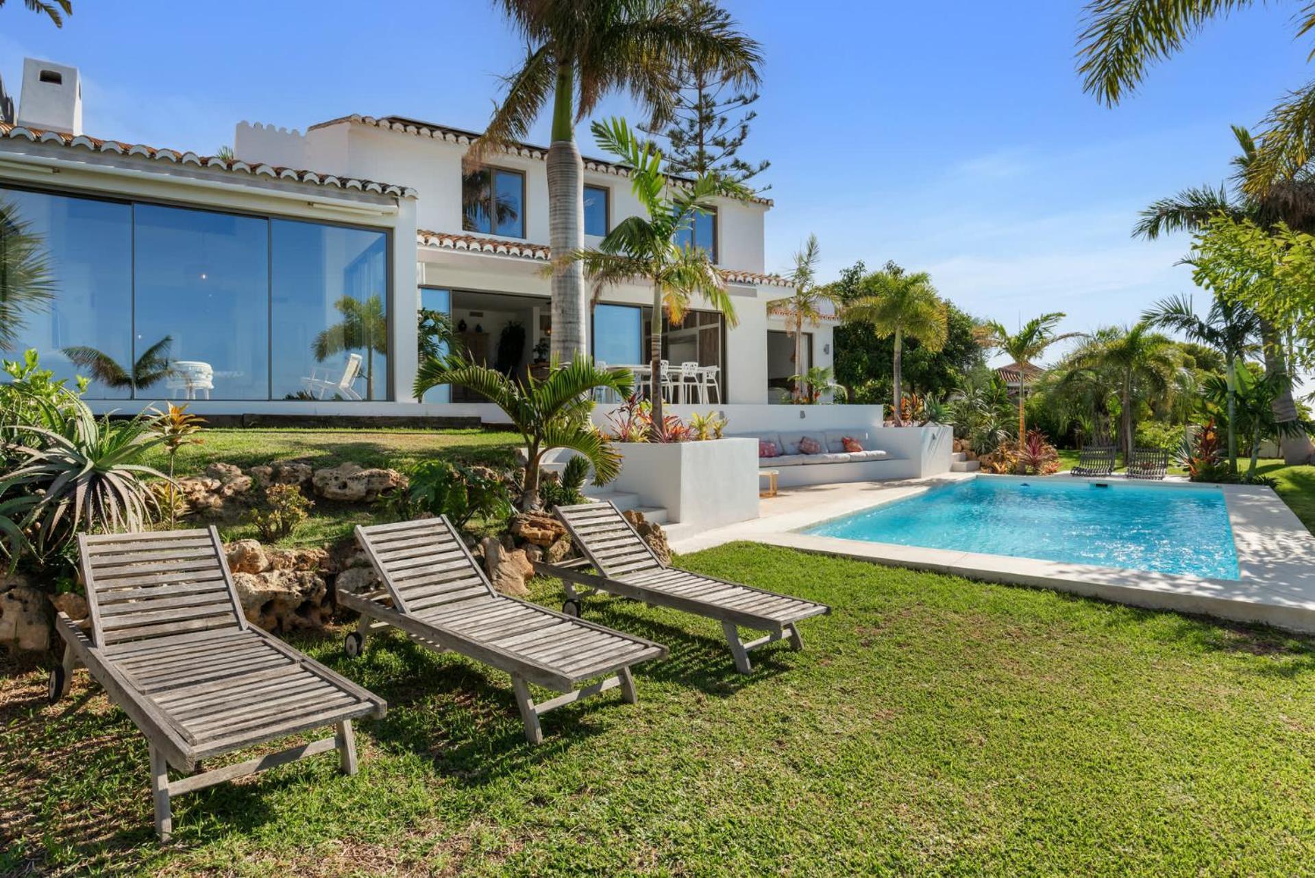 Bed & Breakfast In Villa Eden Palm เบนัลมาเดนา ภายนอก รูปภาพ