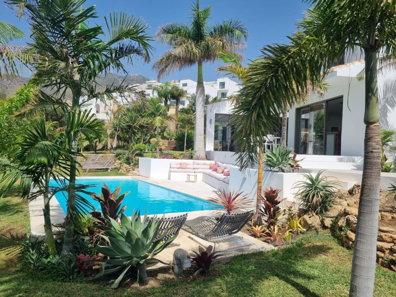 Bed & Breakfast In Villa Eden Palm เบนัลมาเดนา ภายนอก รูปภาพ