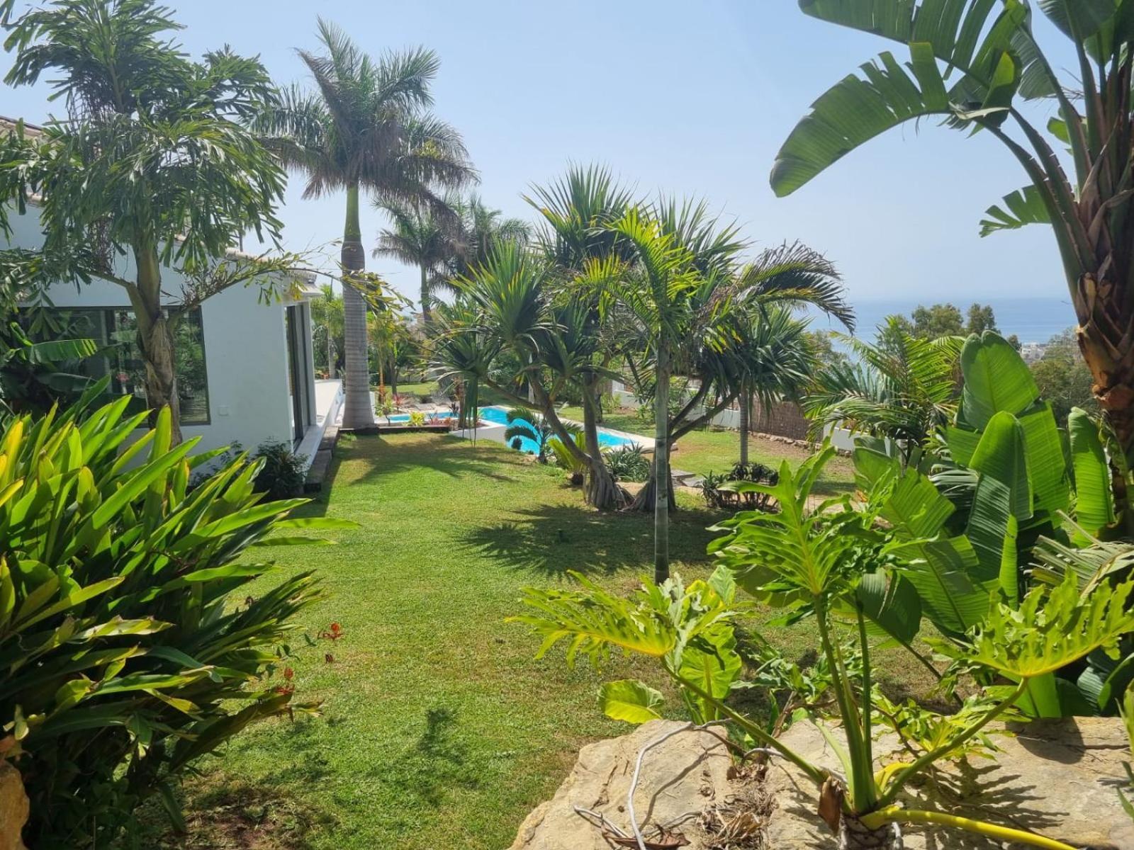 Bed & Breakfast In Villa Eden Palm เบนัลมาเดนา ภายนอก รูปภาพ
